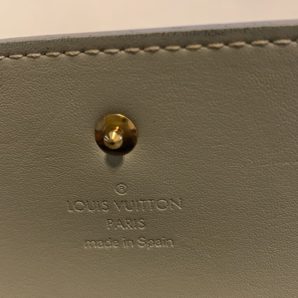 Louis Vuitton belt bag - Picture 9 of 11